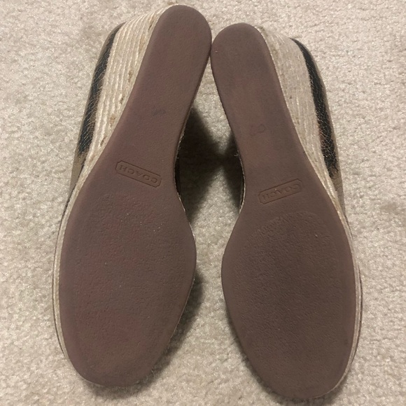 Coach - Picture 8 of 8